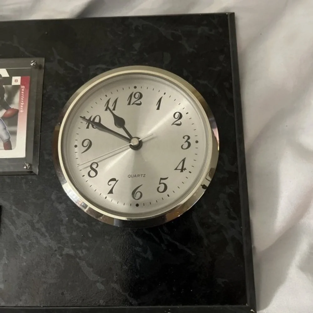 Steve Young Vintage Quartz Clock Football Card 49ers NFL Works Rare Desk Decor